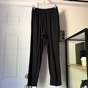 BLACK CRANE black elastic waist organic cotton tapered leg cropped knit pants